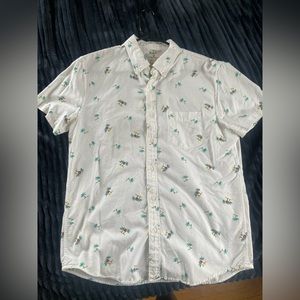 American Eagle Beach Short Sleeve Shirt